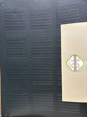 8 Studio Black Textured Table Placemats